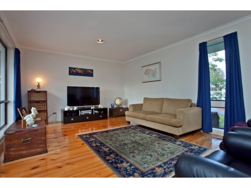 12 Madden Street, Seaford VIC 3198