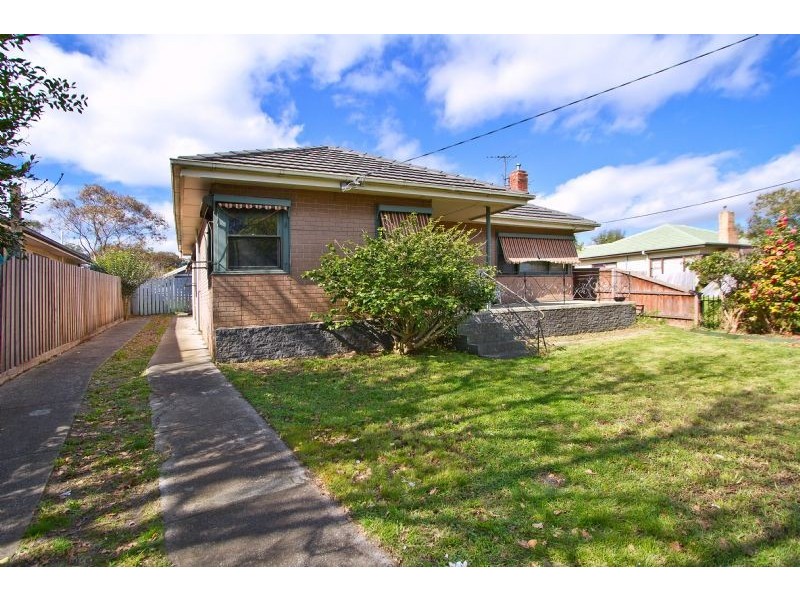 12 James Street, Frankston VIC 3199
