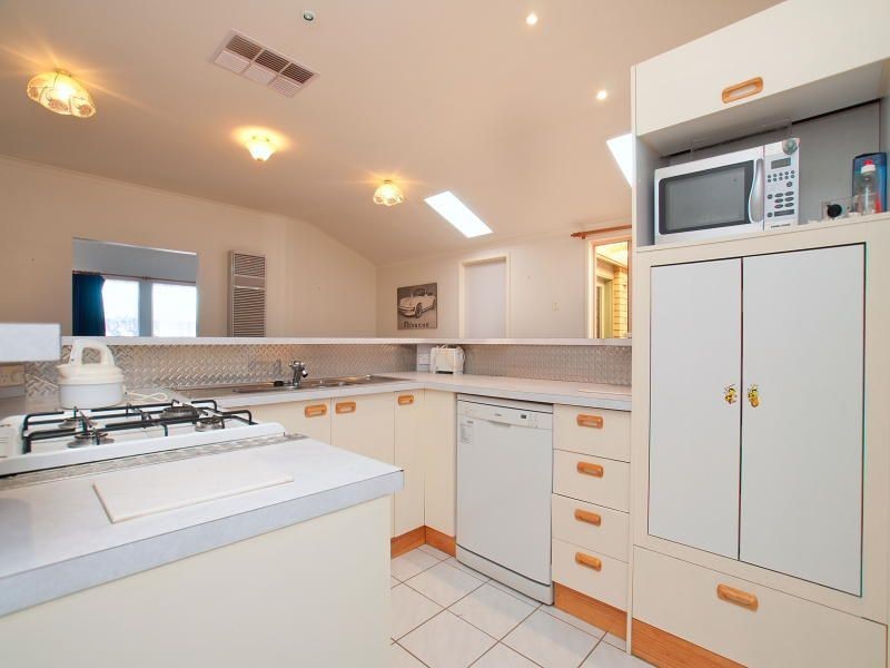 3 Oakwood Drive, Carrum Downs VIC 3201