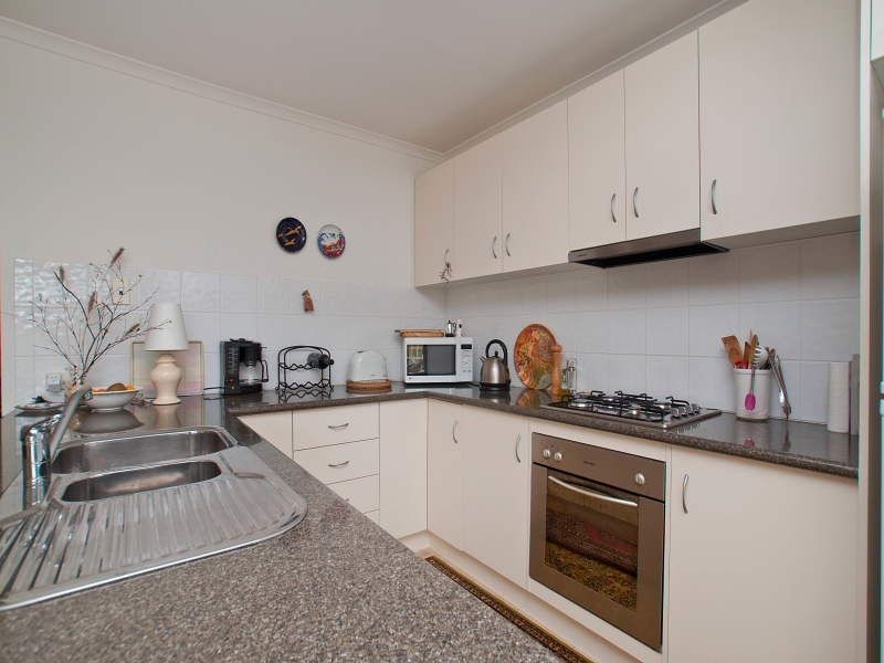 8/4 Barak Court, Frankston VIC 3199