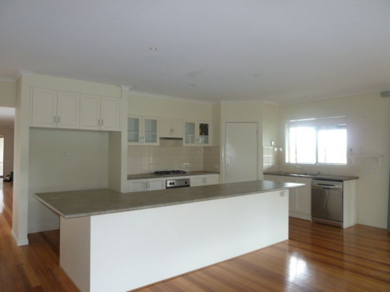 1 Bottlebrush Court, Langwarrin VIC 3910
