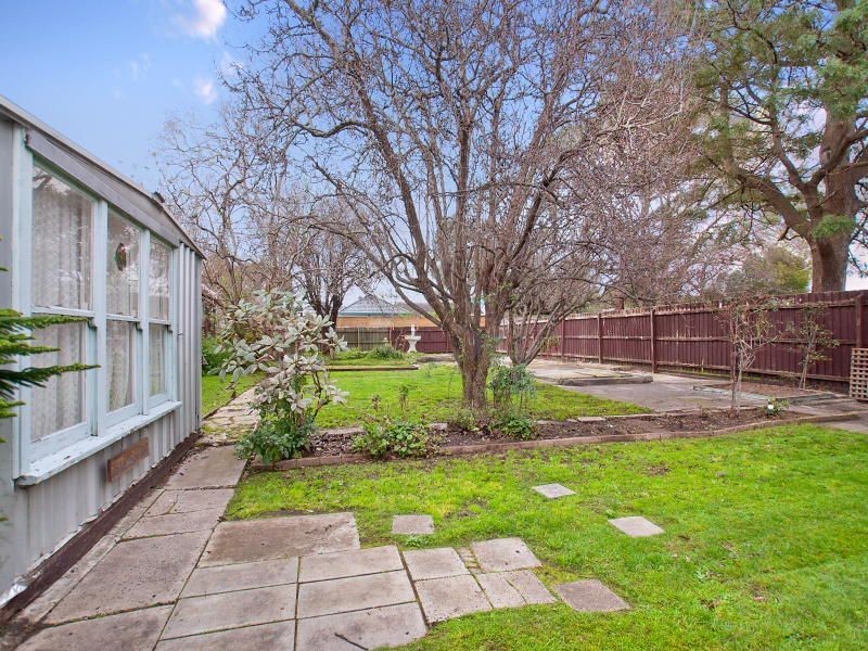 32 Bridges Avenue, Edithvale VIC 3196