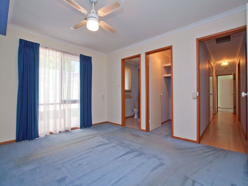 35 Thornbill Drive, Carrum Downs VIC 3201