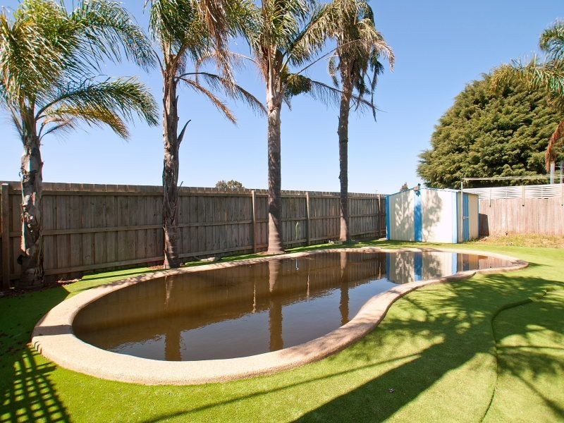 35 Thornbill Drive, Carrum Downs VIC 3201