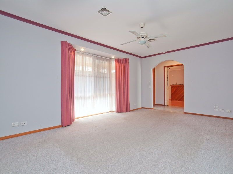 35 Thornbill Drive, Carrum Downs VIC 3201