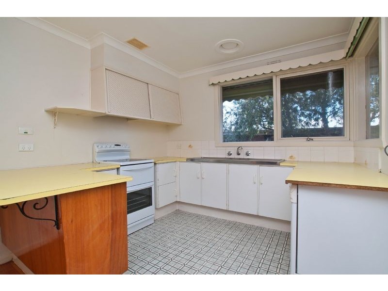 5 Gulwa Avenue, Frankston VIC 3199