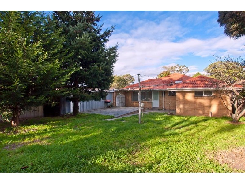 5 Gulwa Avenue, Frankston VIC 3199
