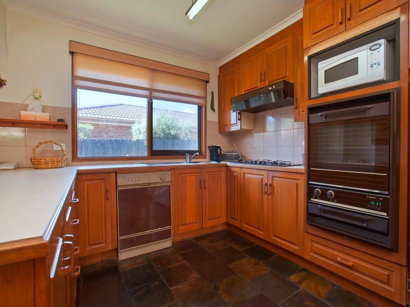 27 Settlers Way, Frankston South VIC 3199