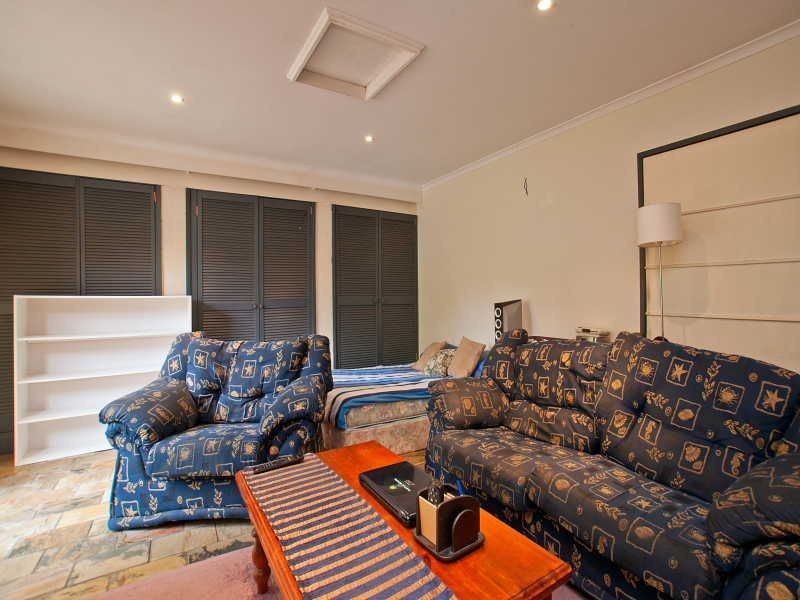 12 Neil Street, Frankston South VIC 3199