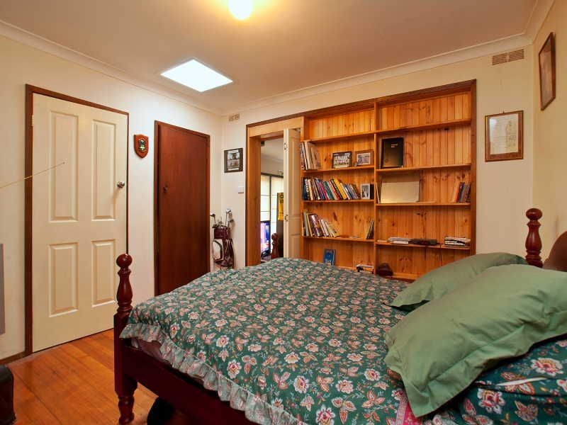 12 Neil Street, Frankston South VIC 3199