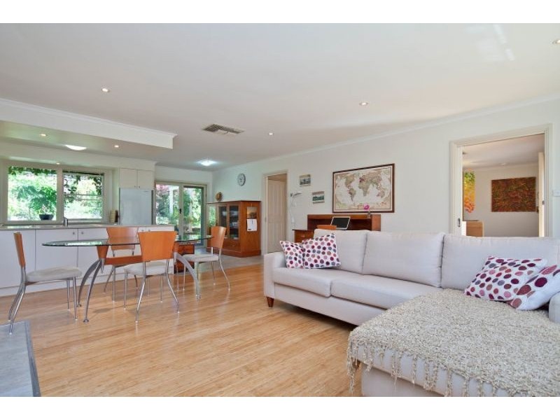 2 Myall Place, Frankston South VIC 3199