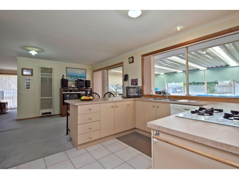2 Maplewood Court, Carrum Downs VIC 3201