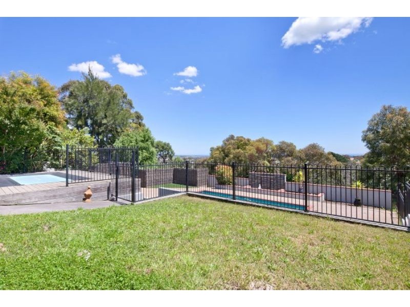 16 Brulu Close, Mount Eliza VIC 3930