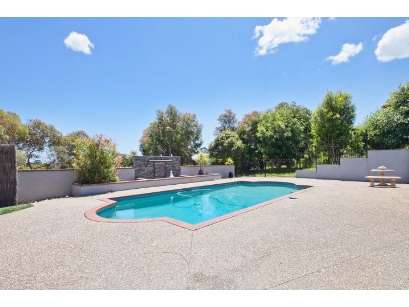 16 Brulu Close, Mount Eliza VIC 3930
