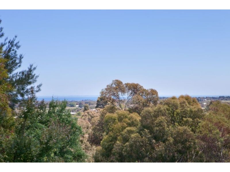 16 Brulu Close, Mount Eliza VIC 3930