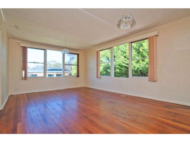 16 Jenkens Street, Frankston North VIC 3200