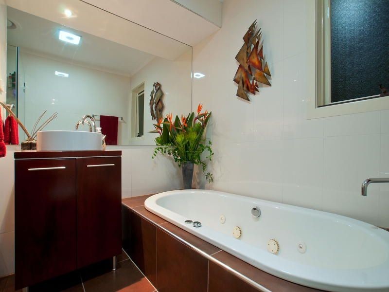 327 Heatherhill Road, Frankston VIC 3199