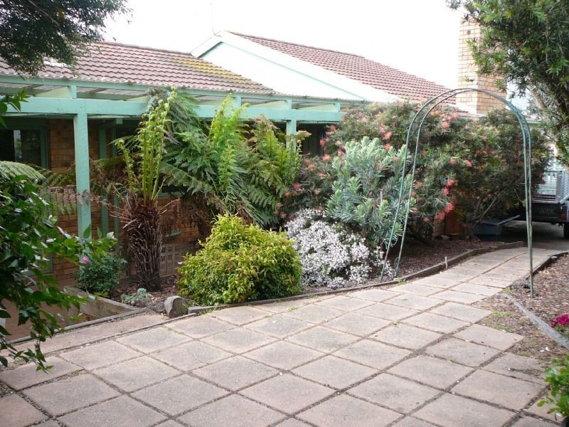 17 Greenslopes Drive, Carrum Downs VIC 3201
