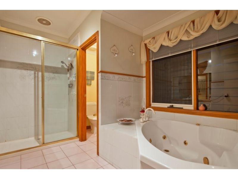 14 Sheoak Road, Frankston South VIC 3199