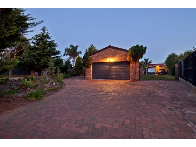 14 Sheoak Road, Frankston South VIC 3199