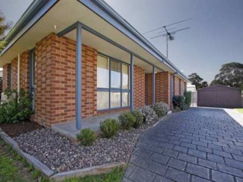 1 Raymond Avenue, Langwarrin VIC 3910