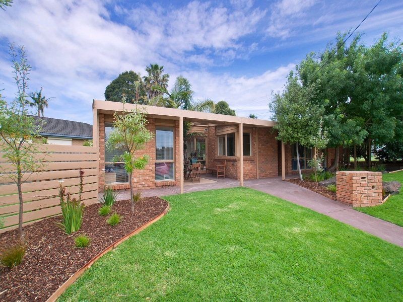 6 Alonzo Court, Frankston VIC 3199