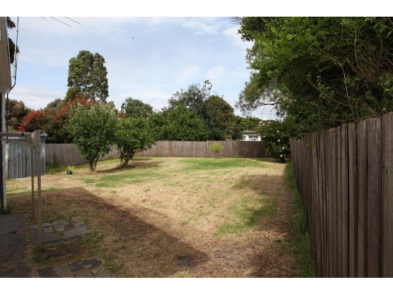 2 Kareela Road, Frankston VIC 3199
