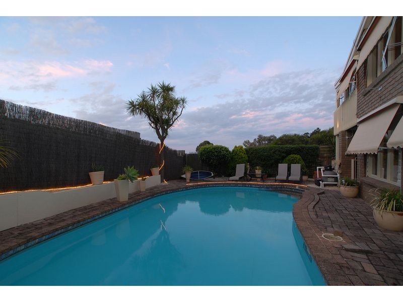 6 Altair Close, Frankston VIC 3199