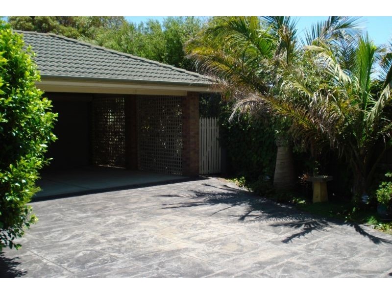 6 Lois Court, Langwarrin VIC 3910