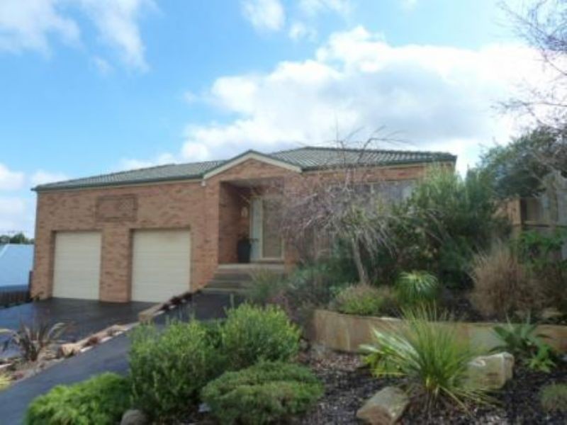 1 Bottlebrush Court, Langwarrin VIC 3910