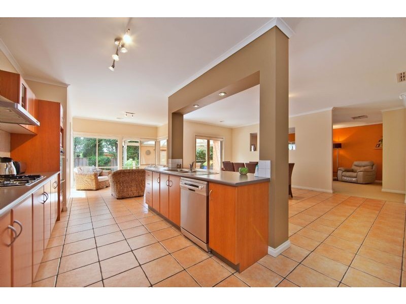 56 Escarpment Drive, Frankston South VIC 3199