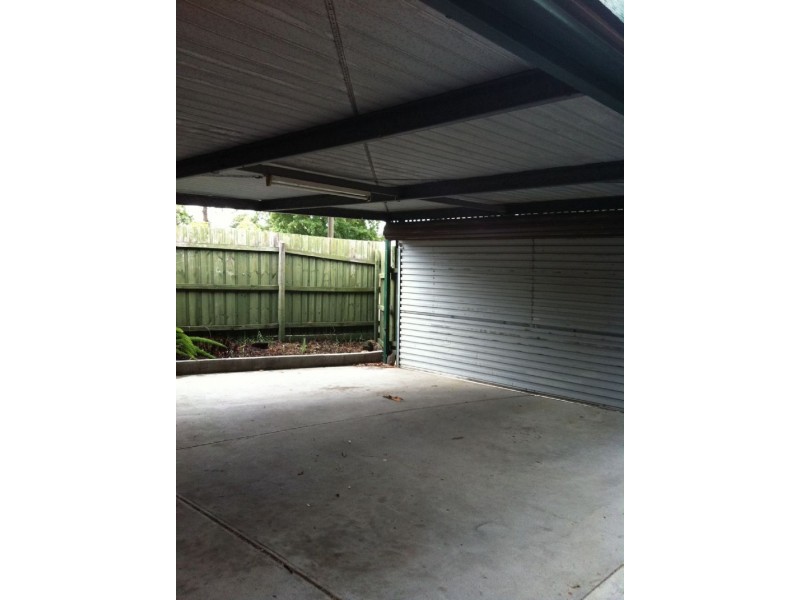 27 Grimwade Crescent, Frankston VIC 3199