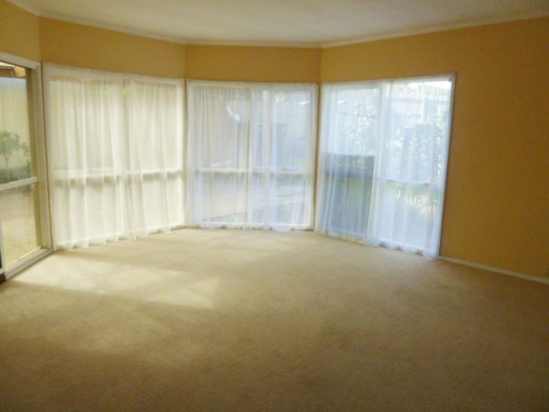 4 Green Acres Court, Langwarrin VIC 3910