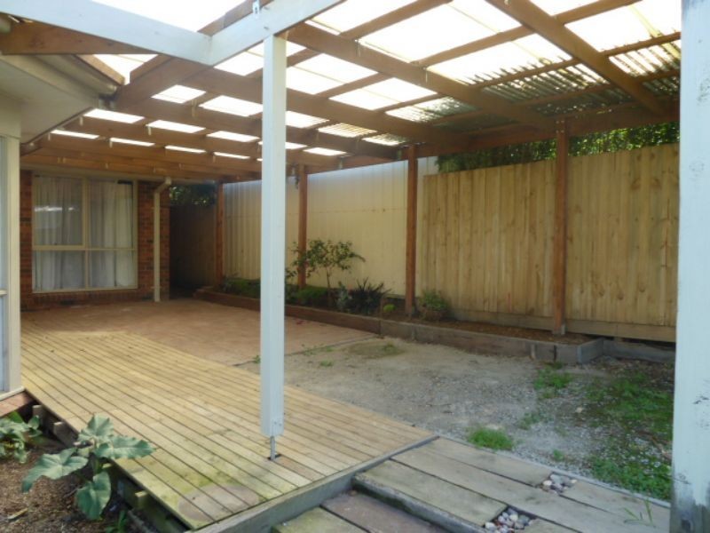 4 Green Acres Court, Langwarrin VIC 3910