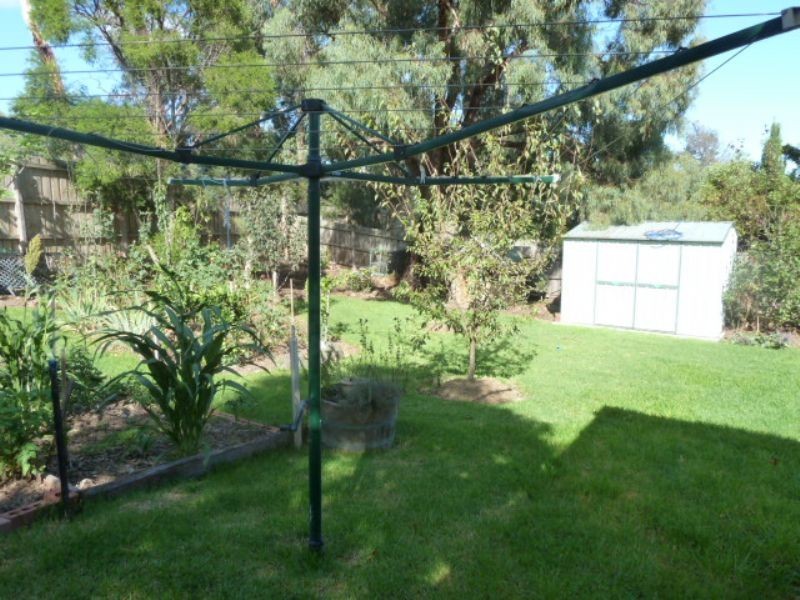 4 Green Acres Court, Langwarrin VIC 3910