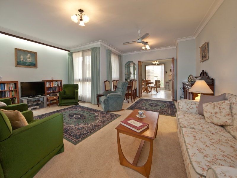 79 Grimwade Crescent, Frankston VIC 3199