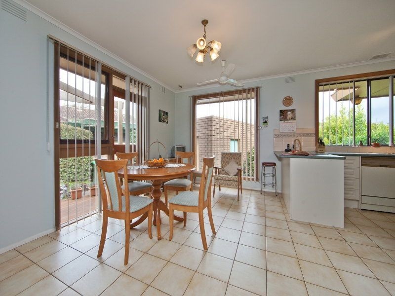 79 Grimwade Crescent, Frankston VIC 3199
