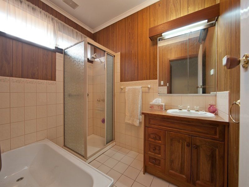 79 Grimwade Crescent, Frankston VIC 3199