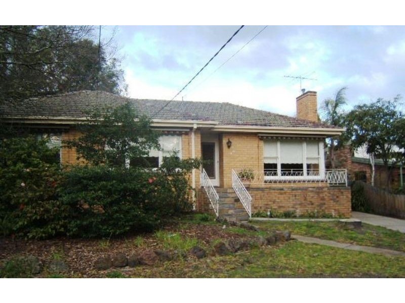 40 Hillcrest Road, Frankston VIC 3199