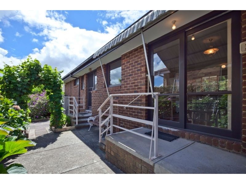 1a Corio Avenue, Frankston VIC 3199