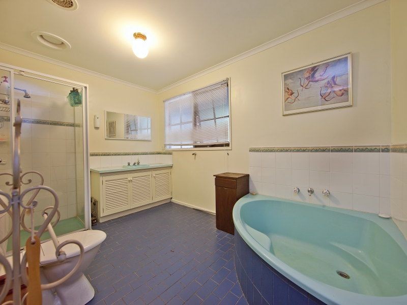 19 Moorhen Crescent, Carrum Downs VIC 3201