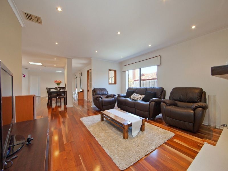 52 Ferndale Drive, Frankston VIC 3199