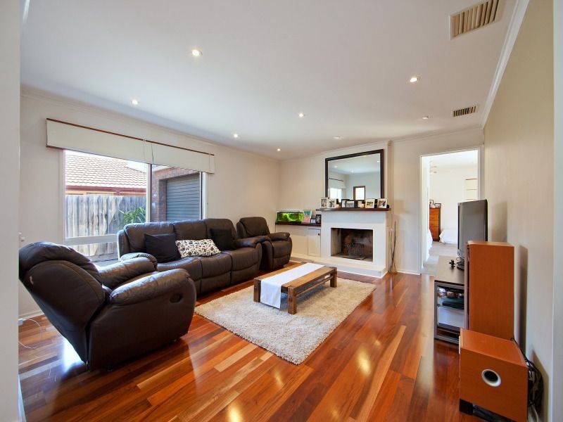 52 Ferndale Drive, Frankston VIC 3199