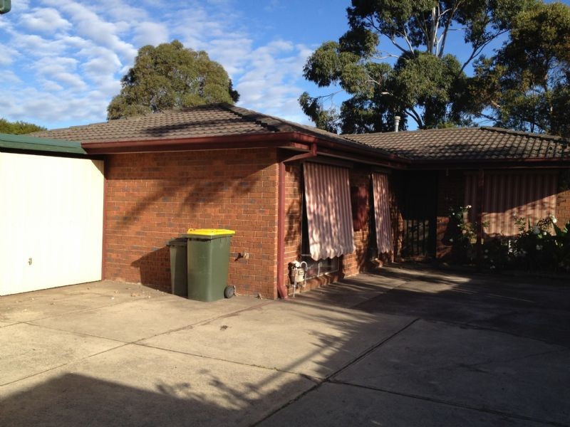 12B Darnley Drive, Skye VIC 3977