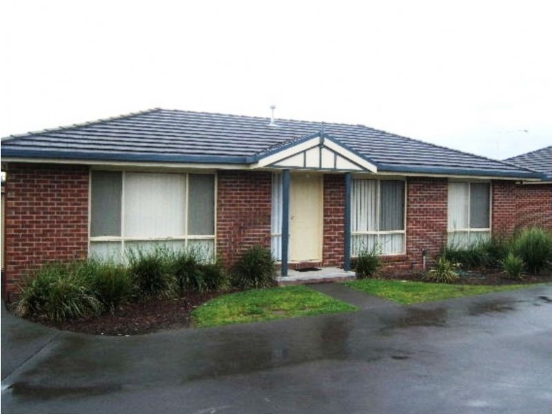 9/2 Allington Place, Langwarrin VIC 3910