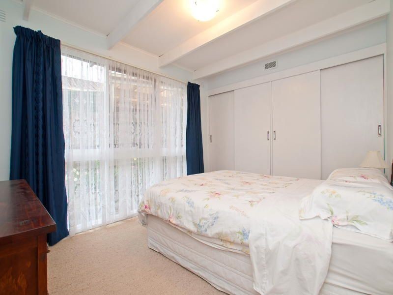 20 Coprosma Avenue, Frankston VIC 3199