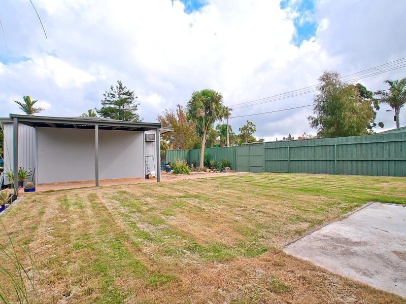 27 Carrington Avenue, Seaford VIC 3198