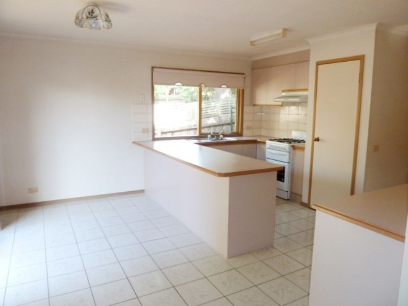 2/19 Wahgunyah Crescent, Langwarrin VIC 3910