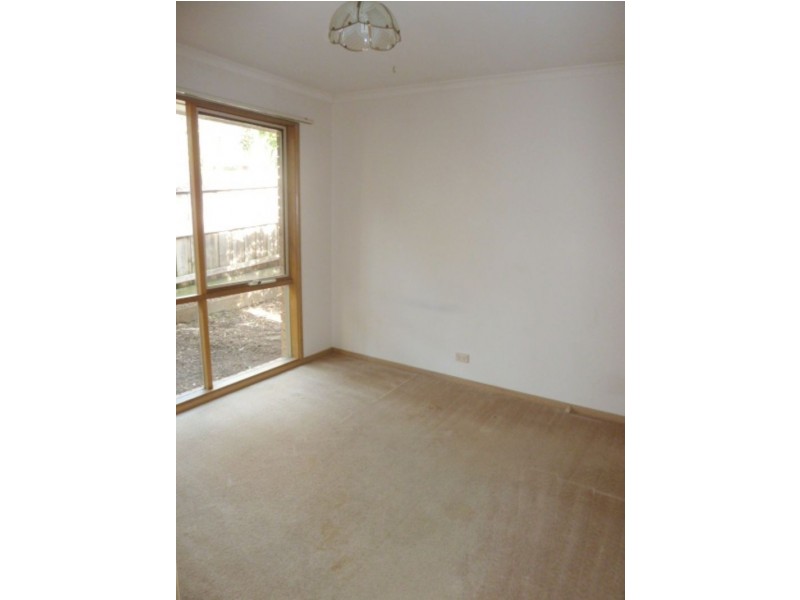 2/19 Wahgunyah Crescent, Langwarrin VIC 3910