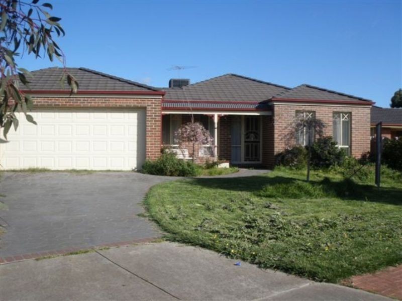 6 Grasswren Close, Langwarrin VIC 3910